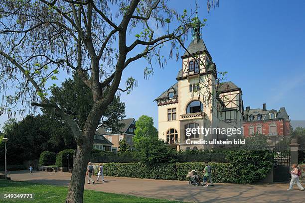 Koblenz-Oberwerth, Kaiserin Augusta Anlagen, Rhine park, landscape park, villa, grand residential building