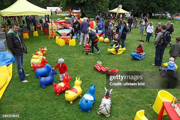 Kieler Woche 2011, Kiel, Hiroshima Park, childrens festival, playground, children