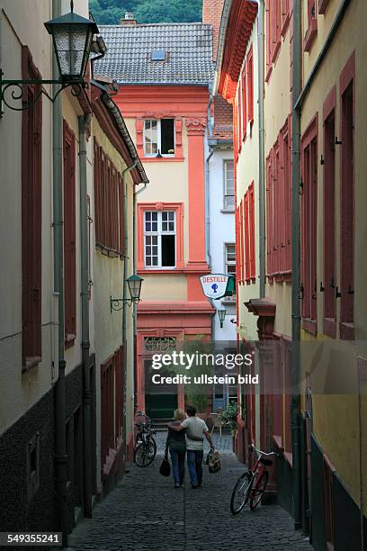 Heidelberg old town, alleyway, narrow alley, Kuechengaesschen