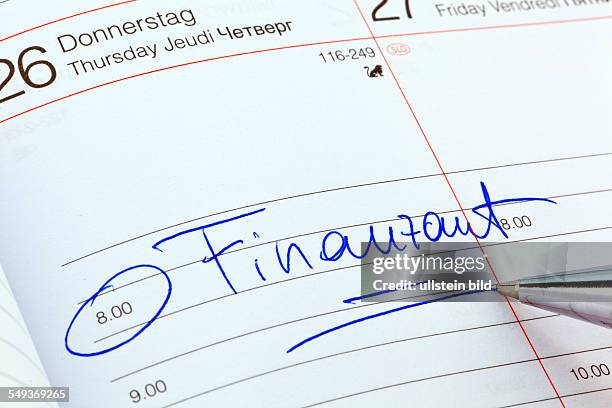 Ein Termin ist in einem Kalender eingetragen: Finanzamt