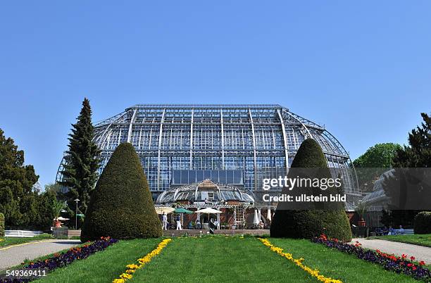 Deutschland, Berlin, Großes Tropenhaus im Botanischen Garten in Dahlem