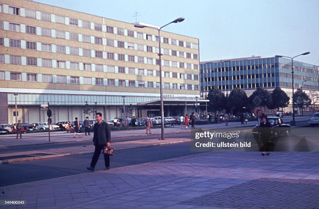 DDR, Berlin: A Hotel