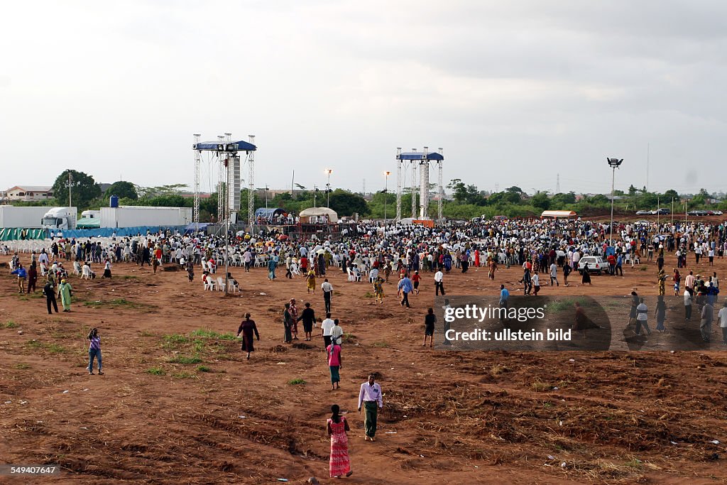 Nigeria: evangelical meeting with Reinhard Bonnke