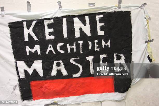 Germany, Duisburg. Strke and occupation of the Audimax, the biggest lecture hall, at the university of Duisburg-Essen. Students demontrate for better...