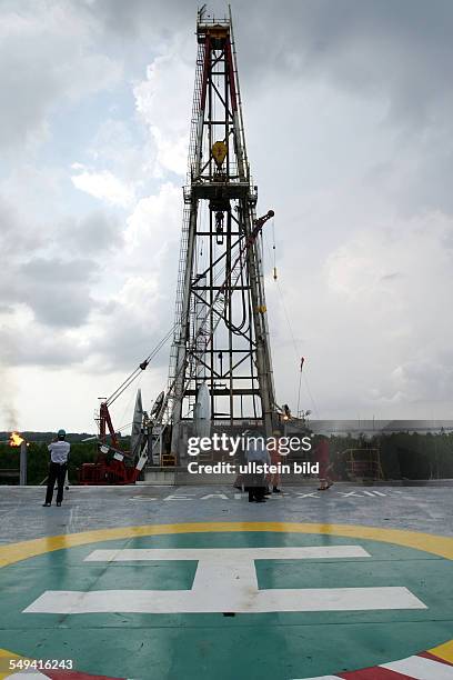 Kalaba Shell 242 Ogoniland Photos & High Res Pictures - Getty Images