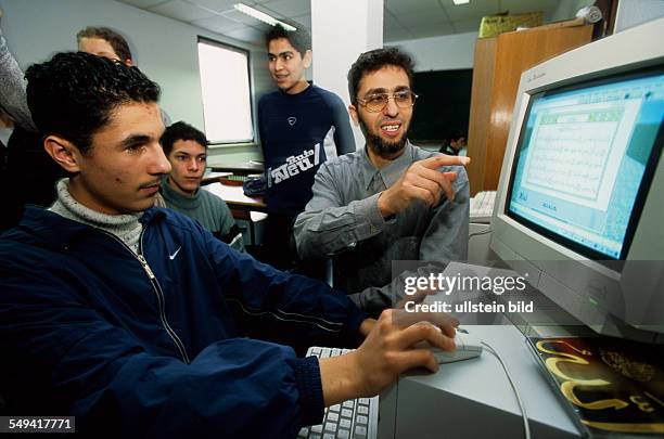 Germany, Frankfurt: Tagwa Mosque.- Moroccan association for the support of the spiritual and cultural goods. An Islamic-Arabic-German cultural school...