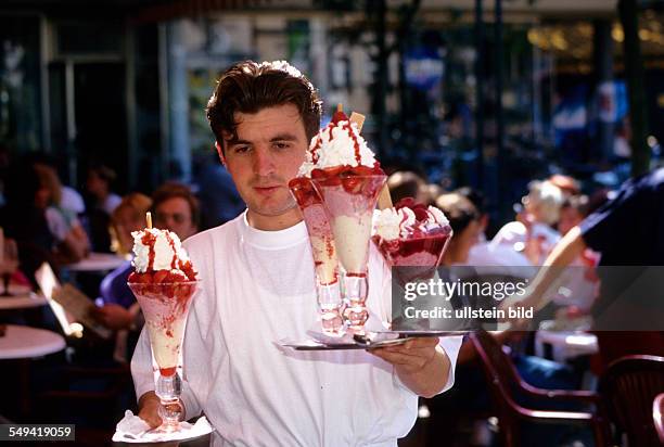 Germany, Luenen: Italian ice-cream parlour.