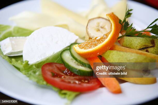 Germany, Berlin, turkish food, cheese and fruit dish.