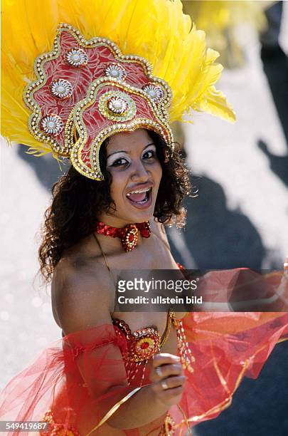 Germany, Essen: Ruhr Area.- 1. Carnival of Cultures in Essen; Brasilian samba dancer.