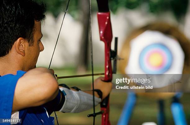 Turkey, Side: Robinson Club.- Pamfilya; archery, target.