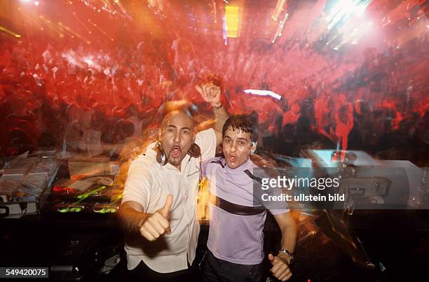 Germany, Bochum, 06.2002: Turkish Nights in the Ruhr Area.- Europes greatest Turkish discotheque TAKSIM ; DJ H-San with DJ L.A. Of Takt-Music.