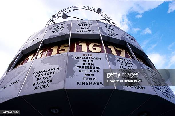 Germany, Berlin: Alexander square; Greenwich Mean Time clock.