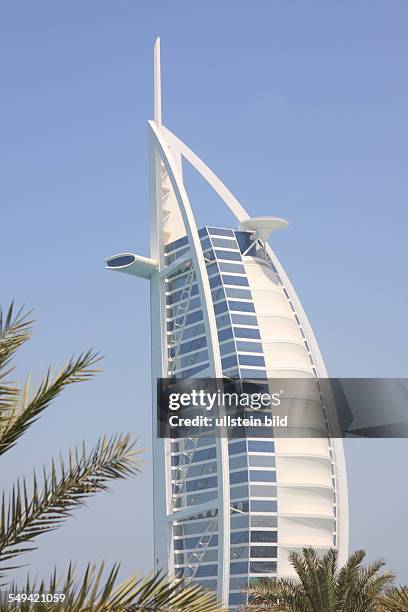 United Arab Emirates, Dubai. Das Burj Al Arab Hotel.