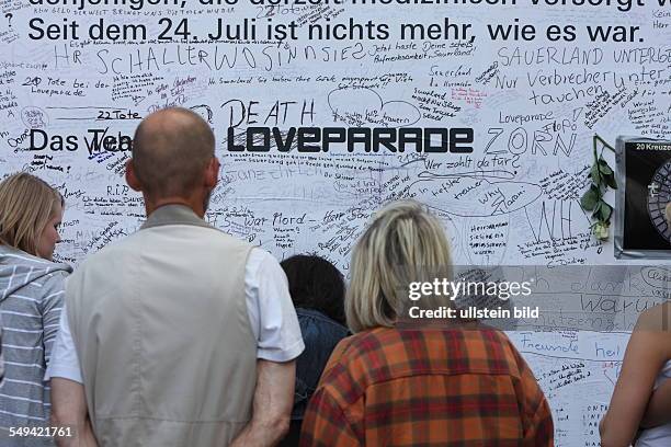 Germany, NRW. Ruhrarea, Duisburg: At the Love Parade, caused by a mass panic, 20 young people died and many were injured, when they tried to reach...