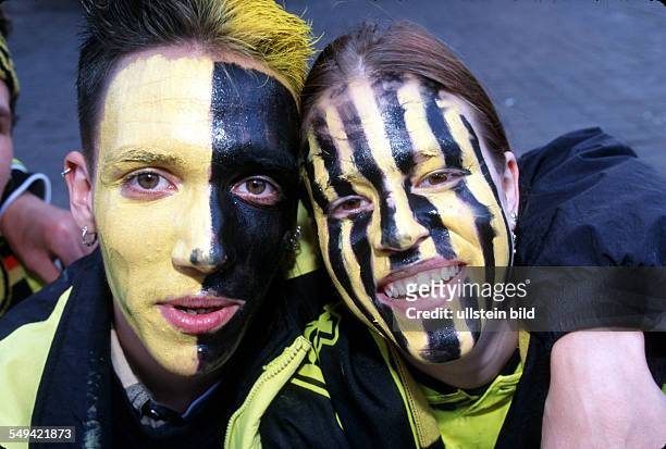 Germany, Dortmund, 1996: BVB-master party on the Friedensplatz in front of the town hall.