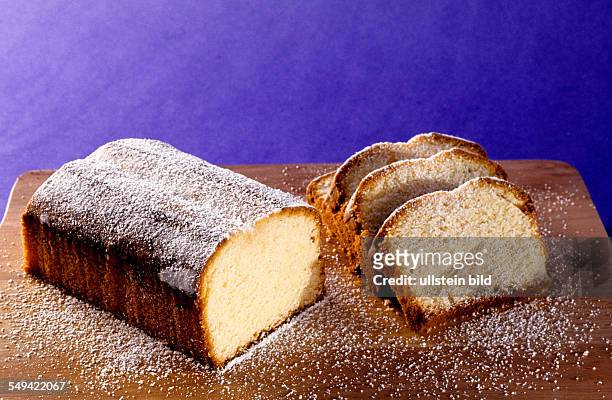 Germany, 2003: A plain cake covered with castor sugar.