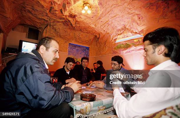 Austria, Vienna: The Turkish cafe CESME; pastime.