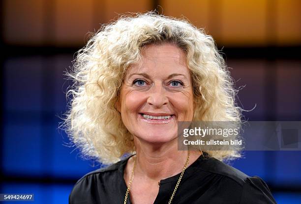 Susanne FROEHLICH , Author and Television presenter