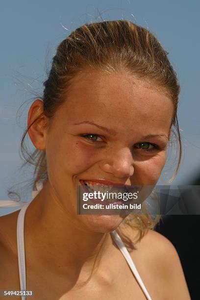 Germany, : Portrait of a young woman.