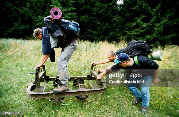 Germany, Swabian Alb, 01.-: Team Craft, Manager Survival Training.- Manager of Carl Zeiss, Daimler Chrysler, Weigle furniture workshops; before the...