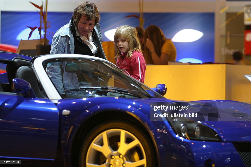 DEU, Germany, Essen: EMS - Essen Motor Show.- International fair for automobiles, tuning and classics; fascination of the visitors.