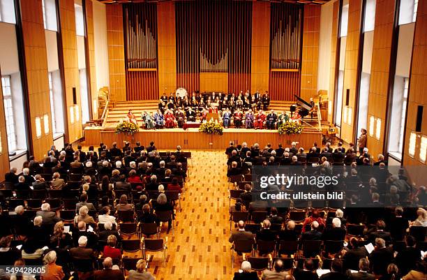 Germany, Bonn: Friedrich-Wilhelms-University Bonn.- Opening of the Academic Year, 18.october 2000.