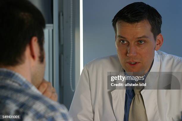 Germany, Essen, medicine physicist and non-medical practitioner Holger May, manager of the Laser Forum Essen. Www.lf-essen.de