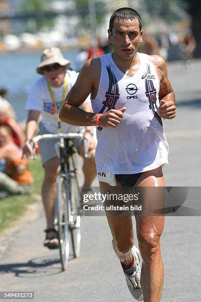 Germany, Frankfurt: Ironman. - Portrait of one of the participants.