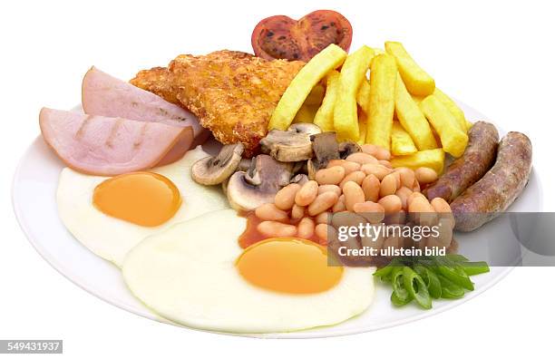 Breakfast.- Twi fried eggs, ham, mushrooms, beans, chips and sausages.