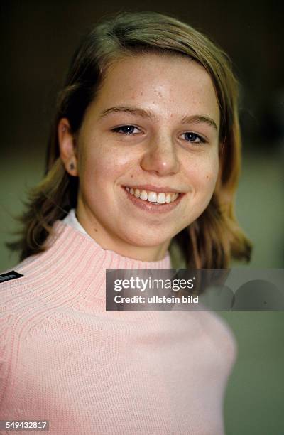 Germany: Free time.- Portrait of a young woman.