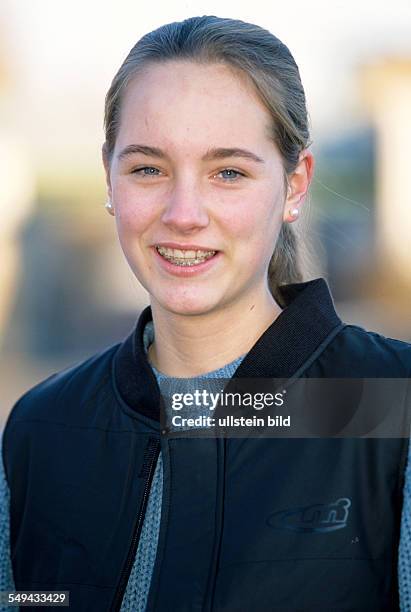 Germany: Free time.- Portrait of a young woman.