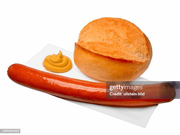 Germany: Food: sausage, sausage with bread and mustard