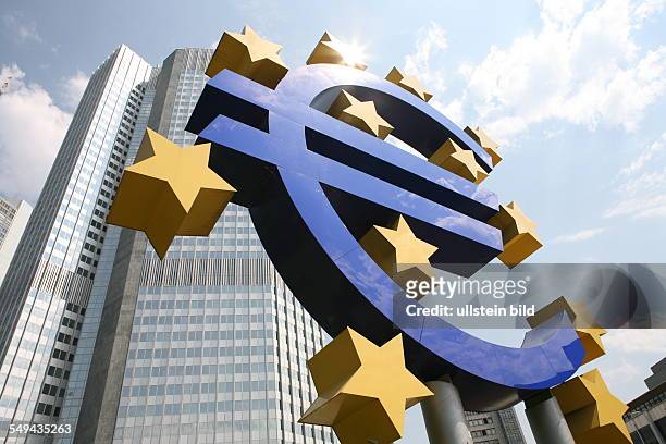 Germany, Frankfurt a. Main: The European Central Bank with Euro-shield.