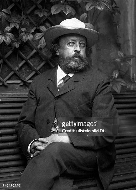 Heyse, Paul - Writer, D *15.03.1830-+ Potrait of the winner of the 1910 Nobel prize for literature - ca. 1910 - Photographer: Philipp Kester -...
