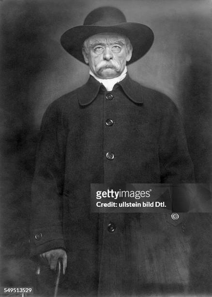 Robert Müller, actor, Germany role portrait as Reich Chancellor Otto von Bismarck in 'Die Entlassung' - published by 'BIZ' 18/1923 - photo: Elite...