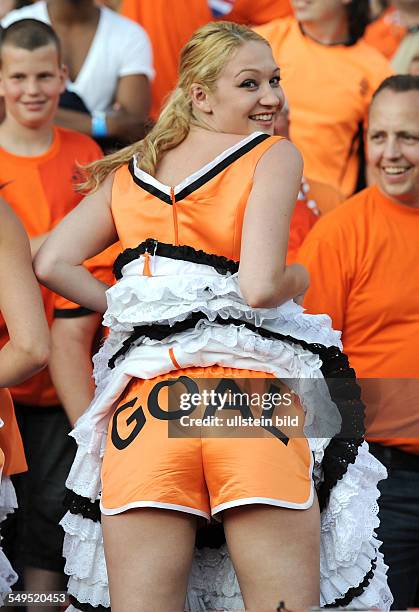 Fussball Länderspiel Niederlande - Slowakei 2-0, Weiblicher Holland Fan