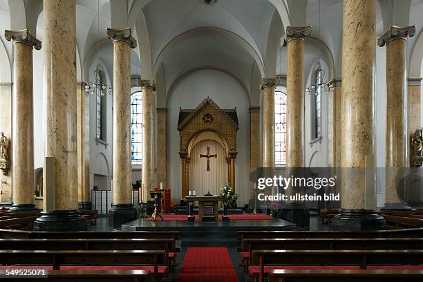 Krefeld, Rhine, Lower Rhine, Rhineland, North Rhine-Westphalia, NRW, city church Saint Dionysius, catholic church, classicism, interior view