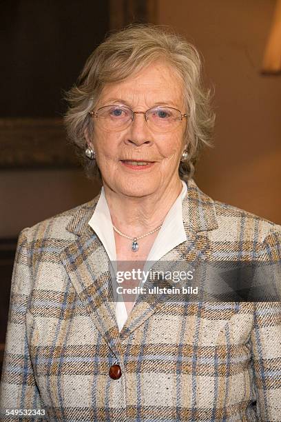 21 Hannelore Siegel Stock Photos, HighRes Pictures, and Images Getty