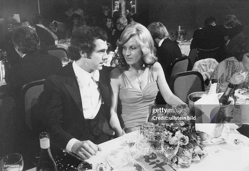 Franz Beckenbauer mit seiner Ehefrau Brigitte. News Photo Getty Images