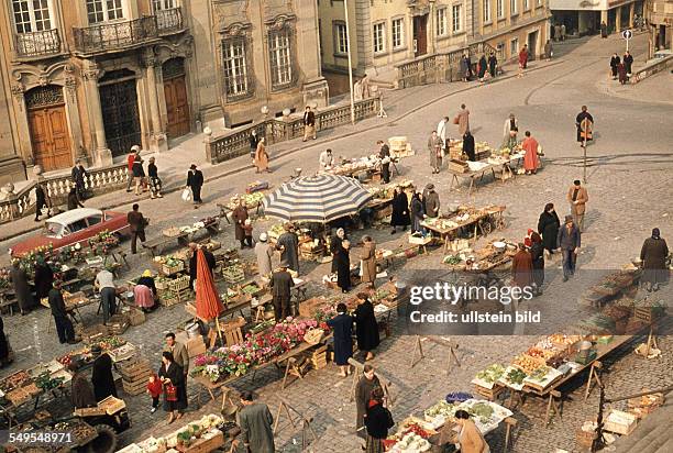 Schwaebisch Hall ca. 1958, innenstadt mit Markt