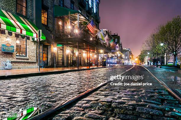 river street, savannah, georgia, america - savannah georgia fotografías e imágenes de stock