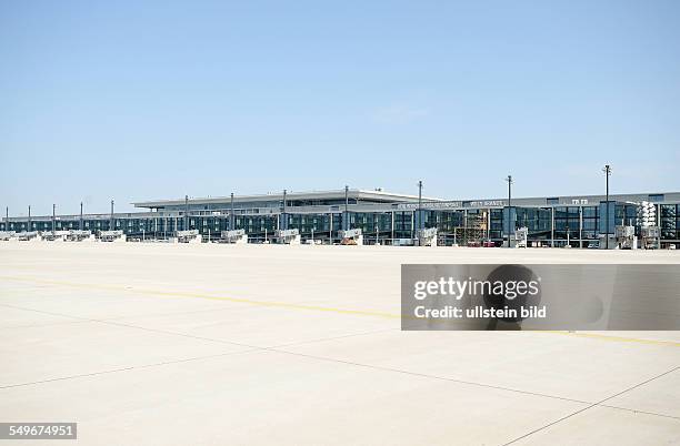 The airport Berlin Brandenburg Willy Brandt BER , to be opened in October 2013 : view from the apron on the terminal building