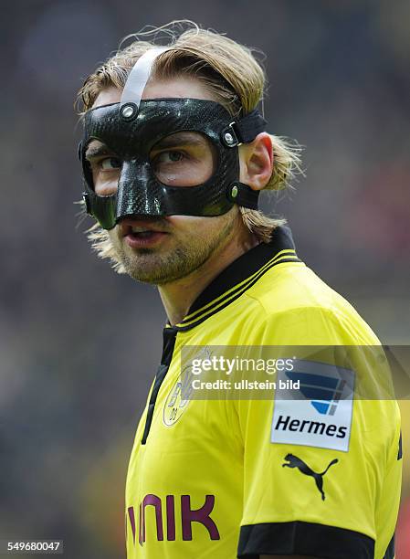 Fussball, Saison 2012-2013, 1. Bundesliga, 28. Spieltag, Borussia Dortmund - FC Augsburg 4-2, Marcel Schmelzer