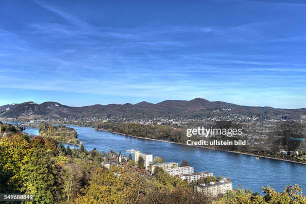 A view of the Rhine Valley an the islands Grafenwerth und Nonnenwerth and the Seven Mountains in the background