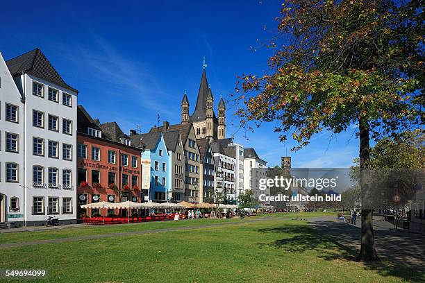 Cologne, Martin quarter, row of houses, residential buildings, Romanesque Great St. Martin church