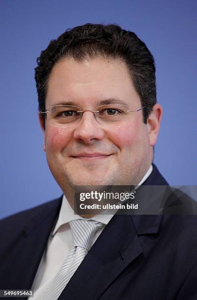 Patrick Döring, MdB, Generalsekretär der FDP, auf der Bundespressekonferenz in Berlin