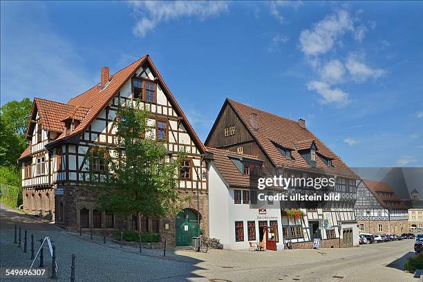 Eisenach, Lutherplatz und Lutherhaus, rechts Residenzhaus und Schloss