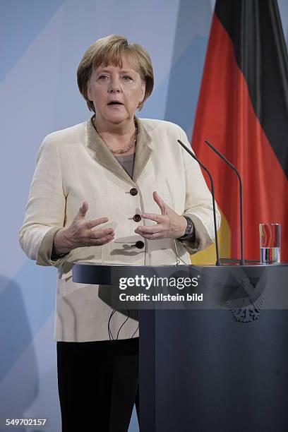 Bundeskanzlerin Angela Merkel im Bundeskanzleramt in Berlin anlässlich des Staatsbesuchs von Abed Rabbo Mansour Hadi Mansour, Republik Jemen