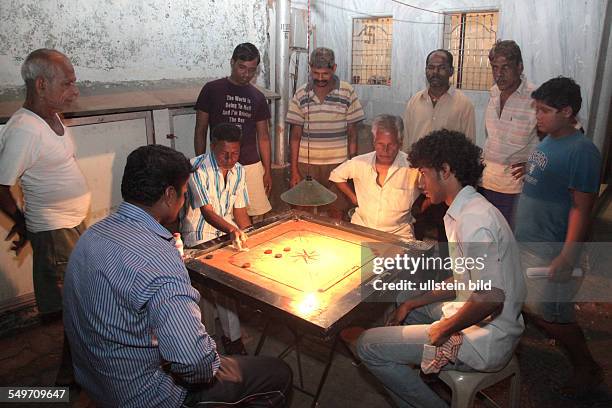 BRETTSPIEL "CARROM BOARD" BOMBAY,