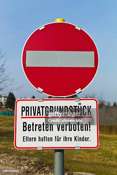 Auf einem Privatgrundstück ist das betreten verboten. Symbolfoto für Hausrecht